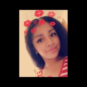 Meet your Posher, Esperanza